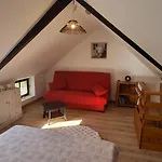 Prázdninový dům Jolie Maison En Pierres Avec Son Jardin Bucolique *