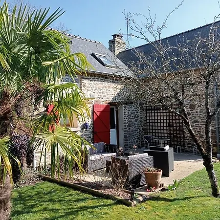 Jolie Maison En Pierres Avec Son Jardin Bucolique Hébergement de vacances Hardanges