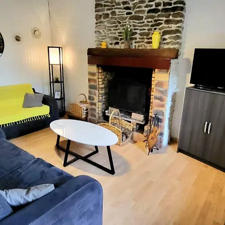 Jolie Maison En Pierres Avec Son Jardin Bucolique Prázdninový dům *