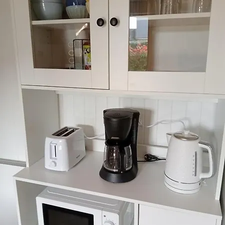 Hébergement de vacances Jolie Maison En Pierres Avec Son Jardin Bucolique *